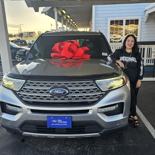 Happy Customer Bluebonnet Supercenter with Vincent Hoss 400