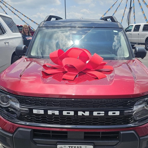 Happy Customer Bluebonnet Supercenter with Vincent Hoss May 2026 2025 Bronco Sport 500